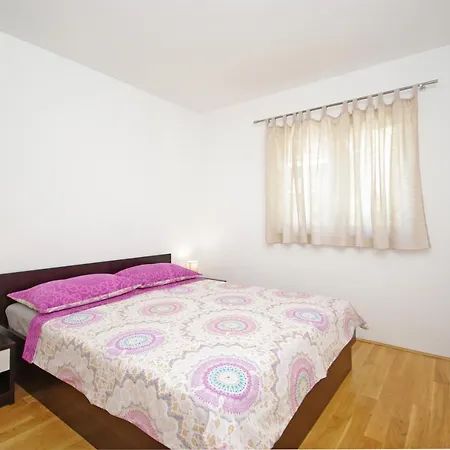 Nedo Apartment *